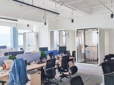 LG Corporation : Seoul, South Korea- Meeting pods - view 1